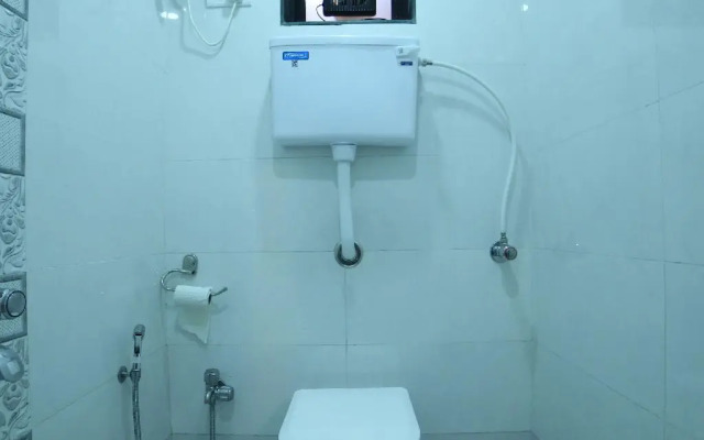 OYO 8757 Prakash Inn