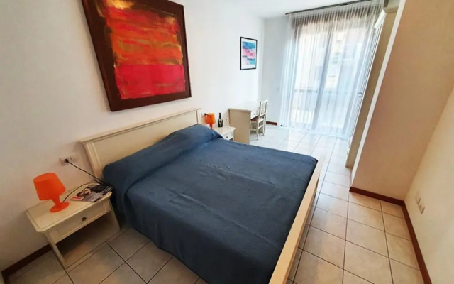 Cozy Appartment With Pool & Free Parking