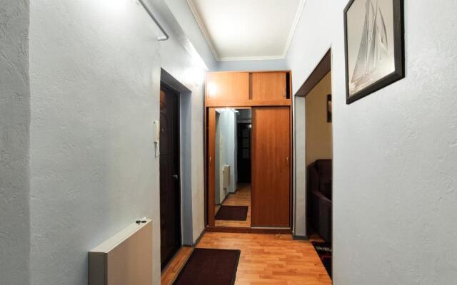 1 room apartment at Abylay Khan Ave. 121