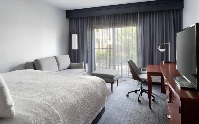 Courtyard by Marriott West Palm Beach