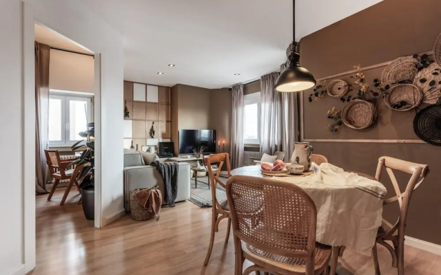 Triana - 1 Bedroom Apartment in Trafalgar