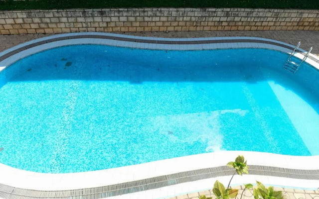 Room in Apartment - Nobilis Standard Suite Located in a Wonderful Location for a Great Experience