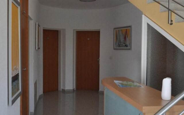 Apartments Aldomar