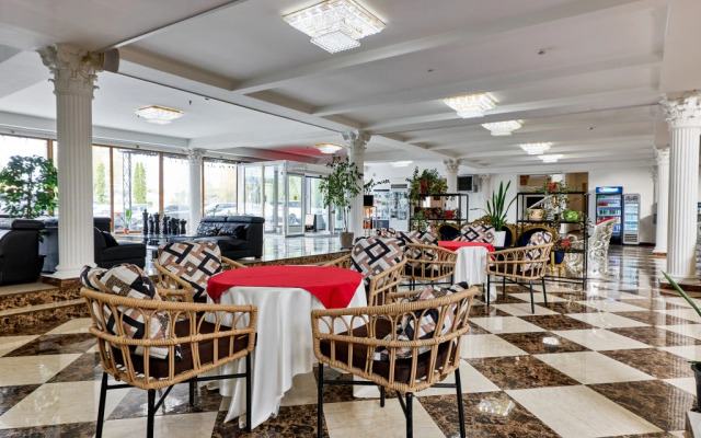 Kartmazovo House Hotel