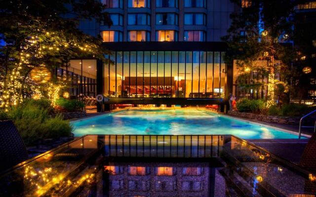 Four Seasons Hotel Vancouver