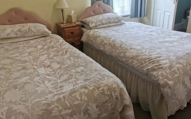 Black Swan Guest House