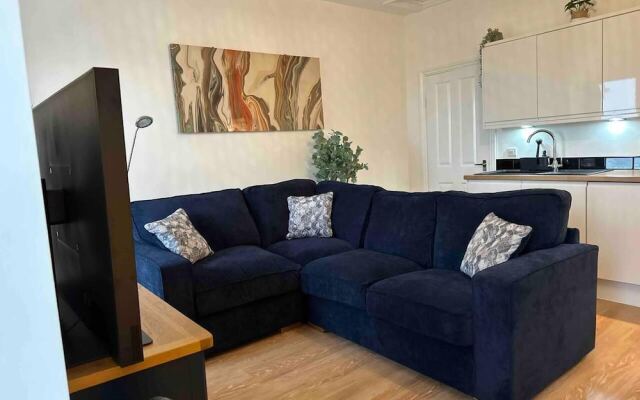 Remarkable 1-bed Seaview Beach Apartment Barmouth