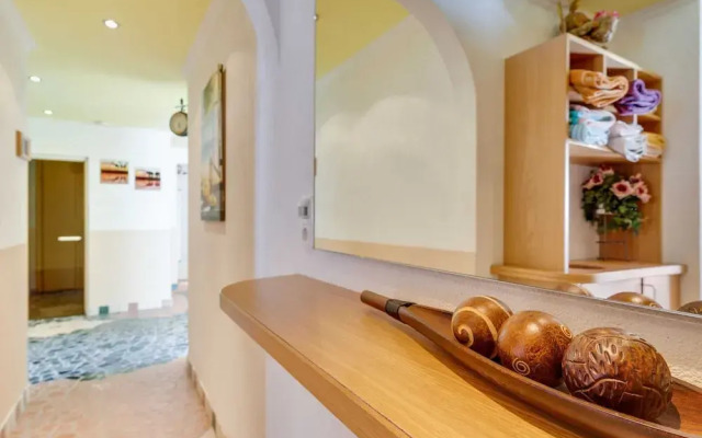Spacious Apartment in Kappl