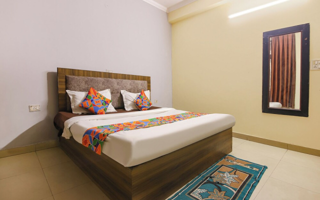 Fabhotel 9 Palm