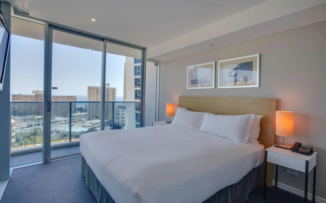 Hilton Surfers Paradise Hotel & Residences.