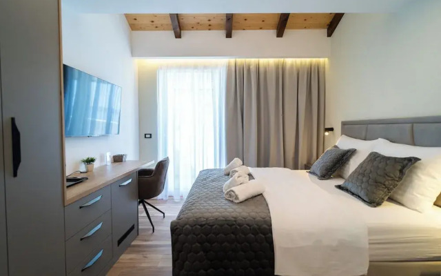 Seafront Sunset Studio&Rooms
