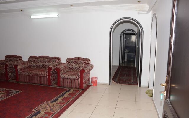 Al Eairy Furnished Apts Al Madinah 8