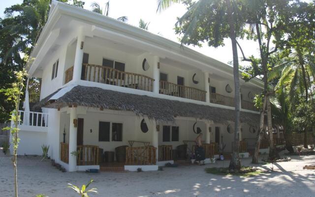 Evolution Dive and Beach Resort