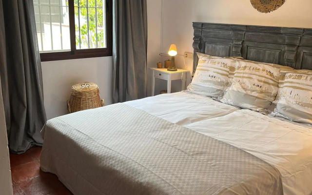 Mountain-view holiday home in Arenas with private pool