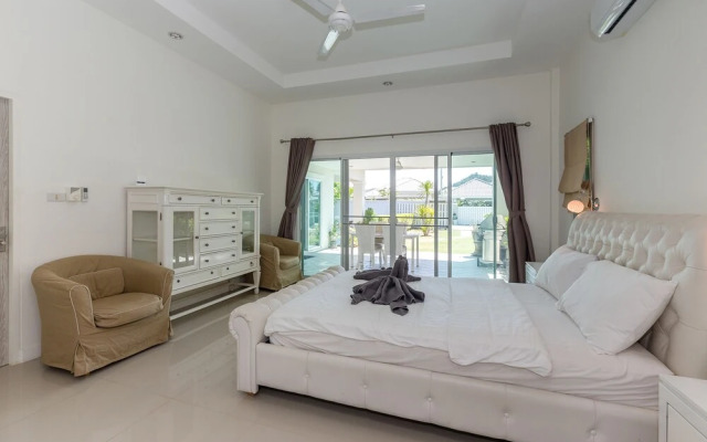 Pool Villa With 3 Bedrooms L55
