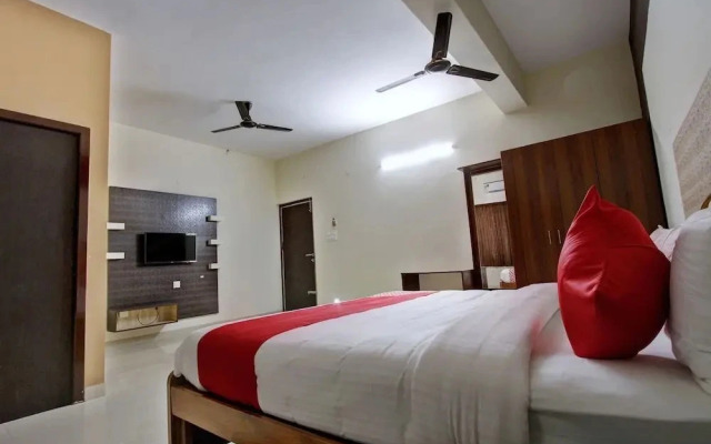 Sri Manis Residency by OYO Rooms