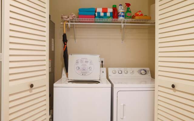 Hale Kaimana - 3 Br Condo