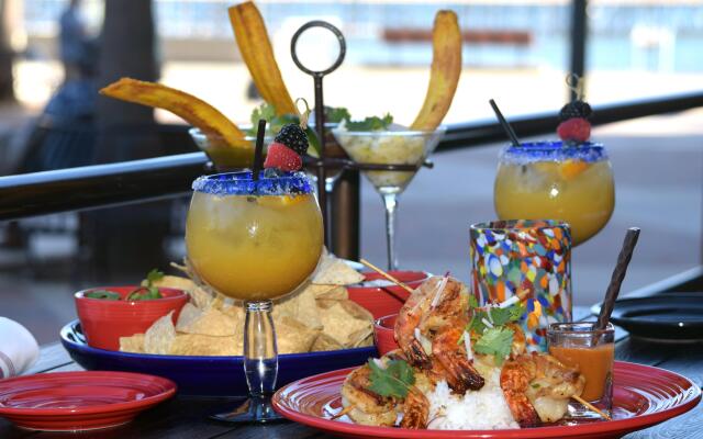 Crowne Plaza Ventura Beach by IHG