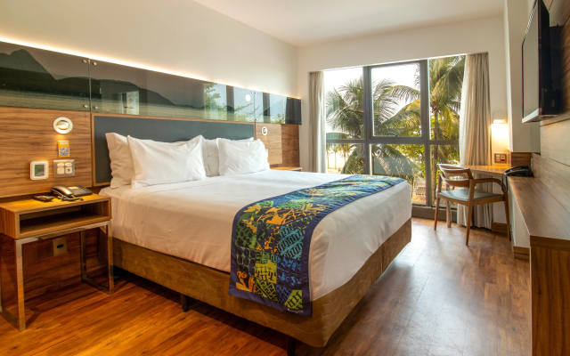 Arena Leme Hotel