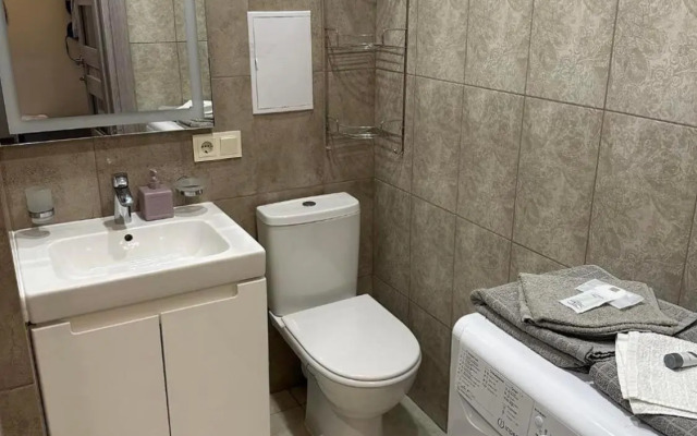 Luxury for Business & Pleasure Royal