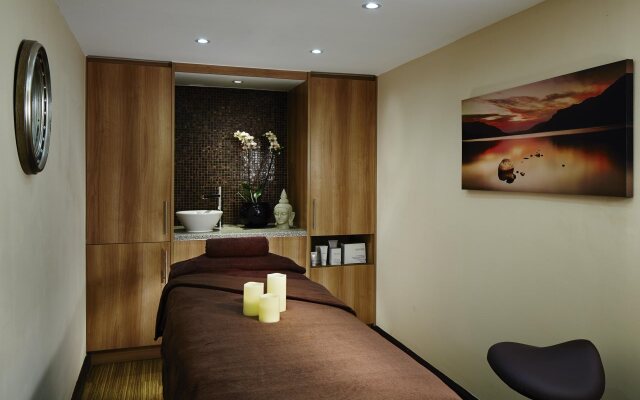 Delta Hotels by Marriott Waltham Abbey