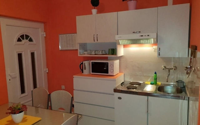 Goge - 90 m From the Beach - A1