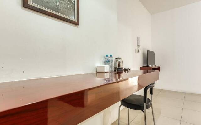 Reddoorz Apartment @ Pasar Baru Mansion