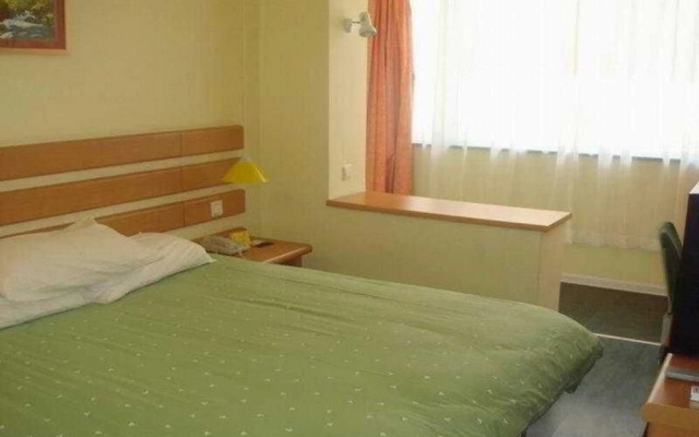 Home Inn Tiantong Beilu