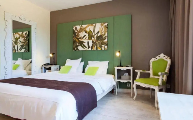 Les Aubuns Country Hôtel