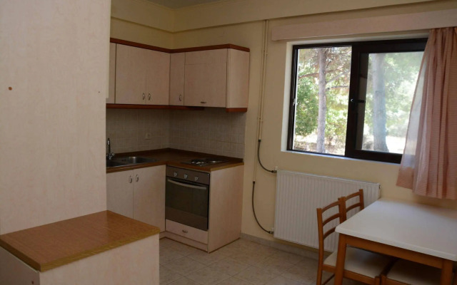 Niki Hotel Apartments
