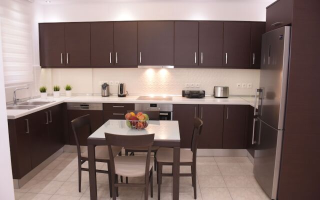 Keratea Luxury Villa - Athens Airport