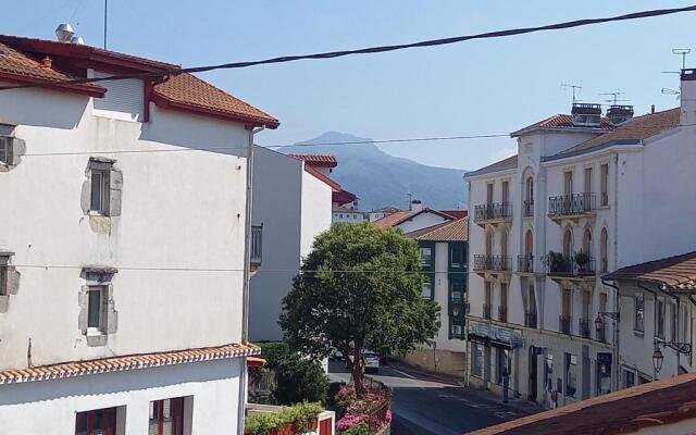 Kaneta Antoni Baita - Coeur de Ville ! Classe 4 Etoiles