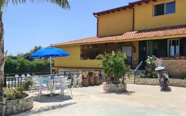 Dependance con piscina