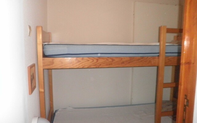 Lou Services Apartment M2-112 LSI 001