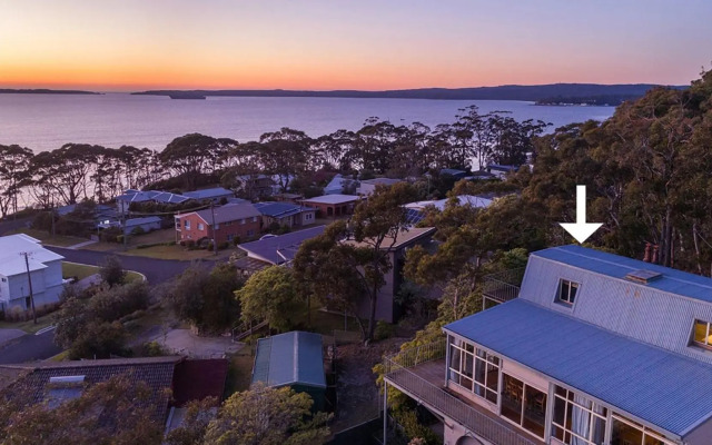 Sea Point at Hyams Beach 4pm Check Out Sundays