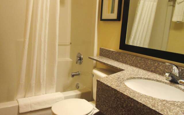 Quality Inn & Suites near NAS Fallon