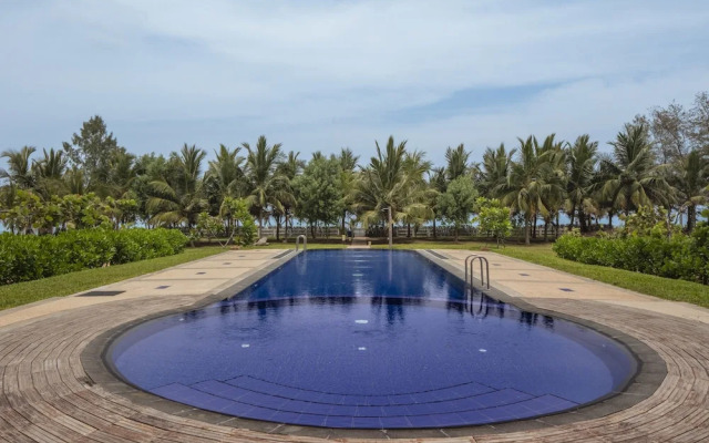 CASAMIA Oceanfront Condo Nilaveli