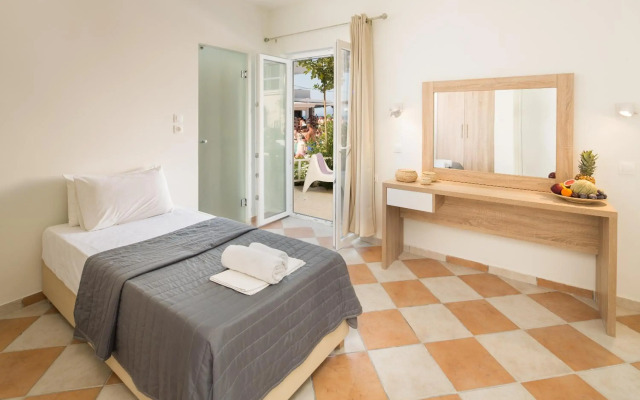 Paralia Studios