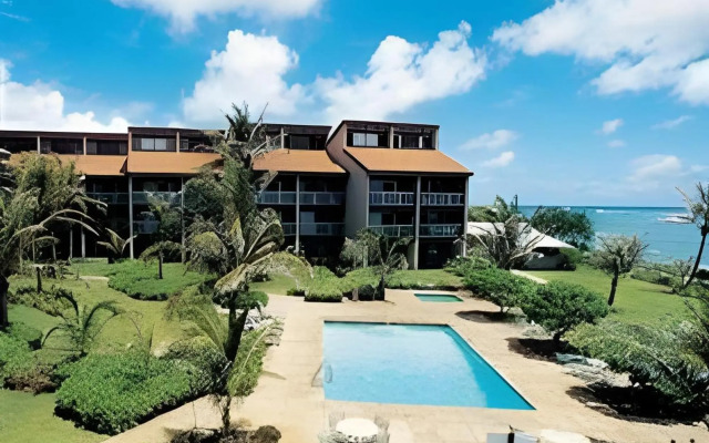Kapaa Shore 117 by RedAwning