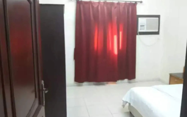 OYO 276 Al Tamayoz Al Raqi Furnished Units 4