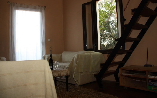 Spitaki - Small house in Volissos