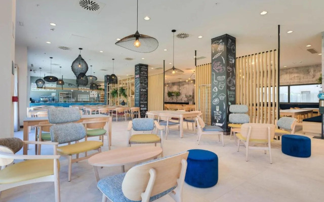 Livensa Living Studios Malaga Feria