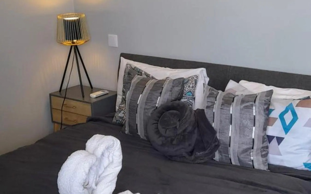 White Design Apartment