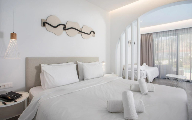 Aiora Aqua Resort