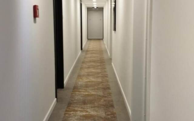 9 Grand Sapphire 2 Bed 2 Bath Pool Beach