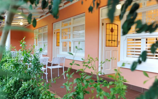 Sica's Guest House - The Loft