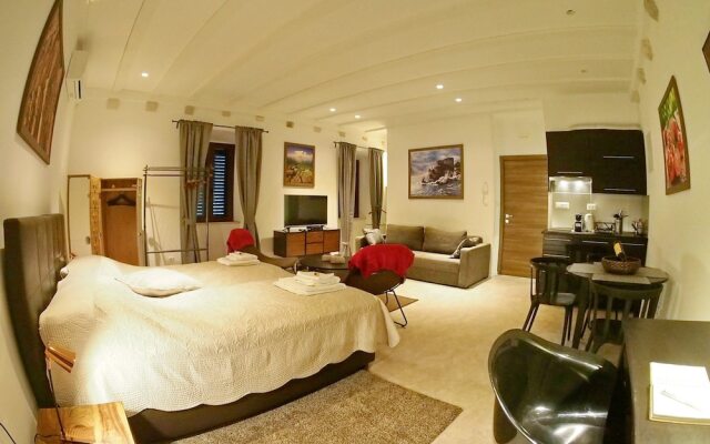 Luxury Style Apartments