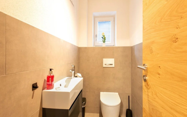 Spacious Apartment in Uderns With Balcony