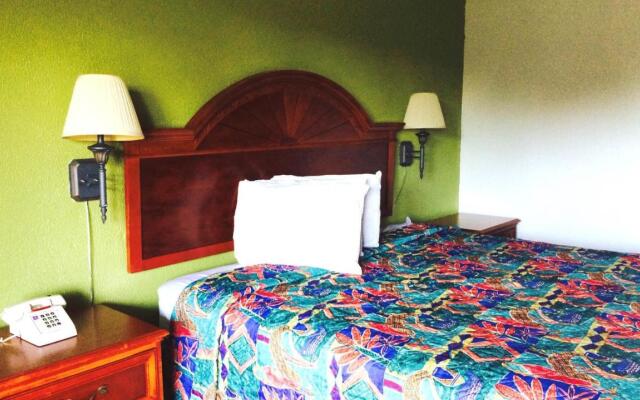 Red Roof Inn Wildwood, FL - The Villages