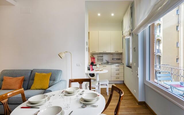 Light Apartment in Albaro by Wonderful Italy